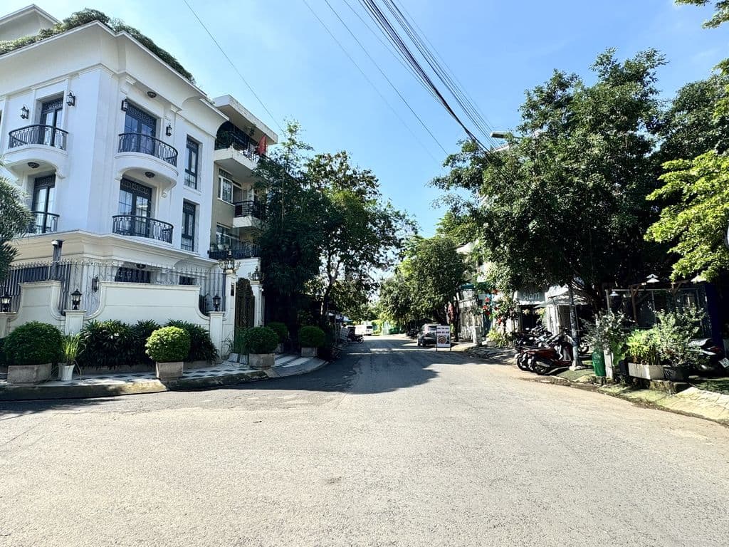 Siêu hiếm! Lô Biệt thự Góc ven sông Đặng Thùy Trâm DT 233m bán 30,5 tỷ - Ảnh 2