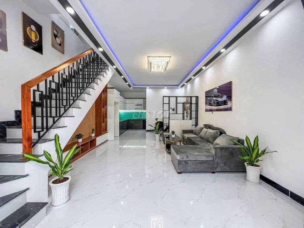 Bán nhà 1 trệt1 lầu sổ hồng riêng ngay chợ Bờ Ngựa giá 1tỷ070triệu - Ảnh 2