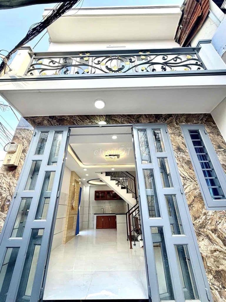 Nhà Đẹp 2 Tầng 2PN - Hẻm Thông Ngay Bốn Xã - Chỉ 2.x Ty