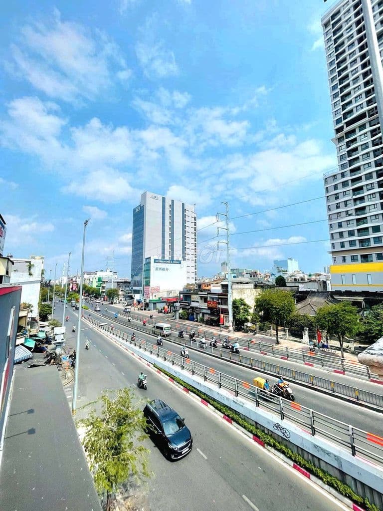 🍀GẤP BÁN M/TIỀN HỒNG BÀNG - Q11 - 72M2 - 7PN - còn TL.