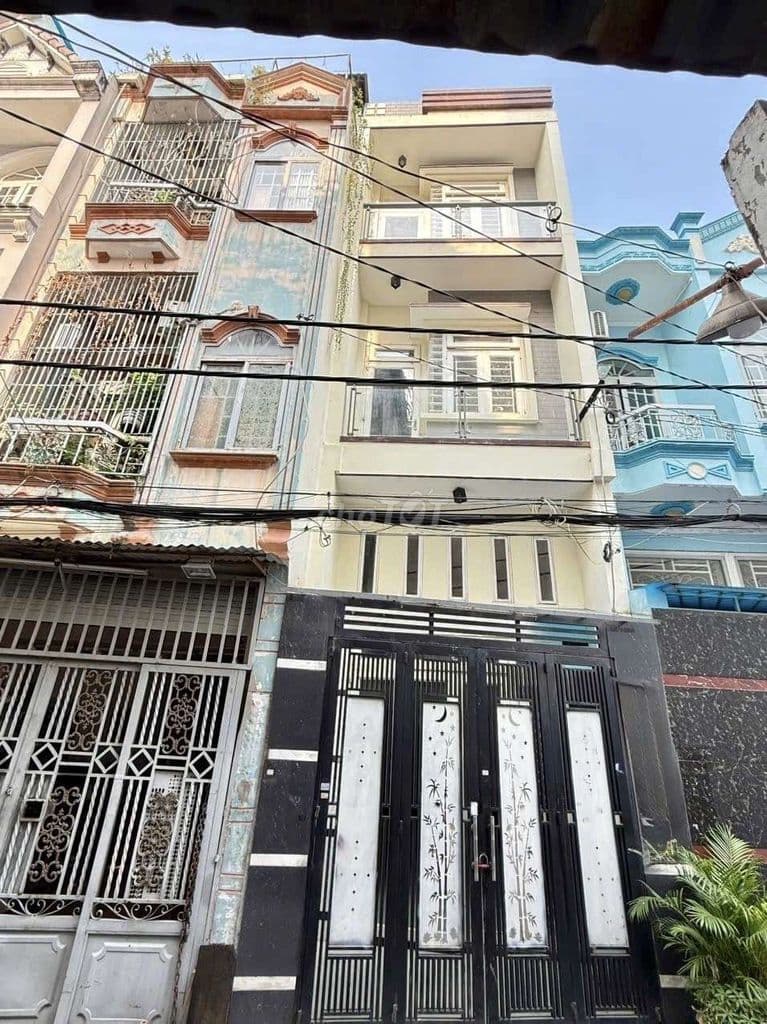 bán nhà huỳnh văn nghệ p15 tân bình