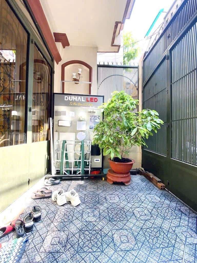 CHDV dòng tiền 600tr/Năm sát mặt tiền lô gốc thông thoáng ngay quận 3 - Ảnh 3