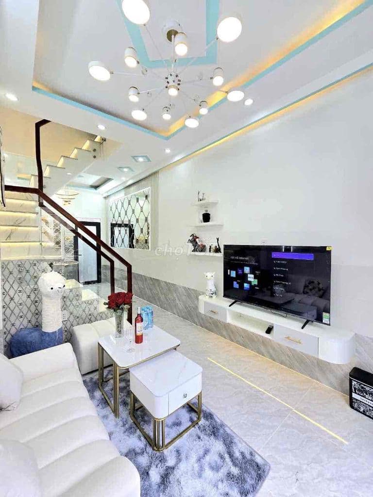 ❌❌❌ NHÀ 3 LẦU ĐẸP 100% - CÓ SỔ HỒNG RIÊNG - ĐƯỜNG XE HƠI ĐẬU SÁT NHÀ - Ảnh 2