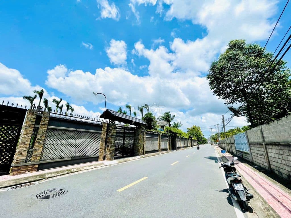 CẦN BÁN LÔ ĐẤT BIỆT THỰ TOẠ LẠC TẠI TT CỦ CHI - 500M2, SỔ HỒNG RIÊNG - Ảnh 2