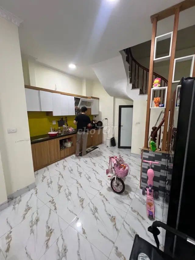 bán nhà 3m Hồ Tùng Mậu 10.5 tỷ