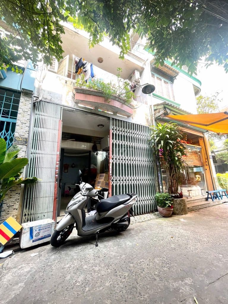 Bán Nhà Hẻm 5m Khu Vườn Lài. DT: 4x10m, nhà 2 tấm - Giá chỉ 5,2 tỷ TL