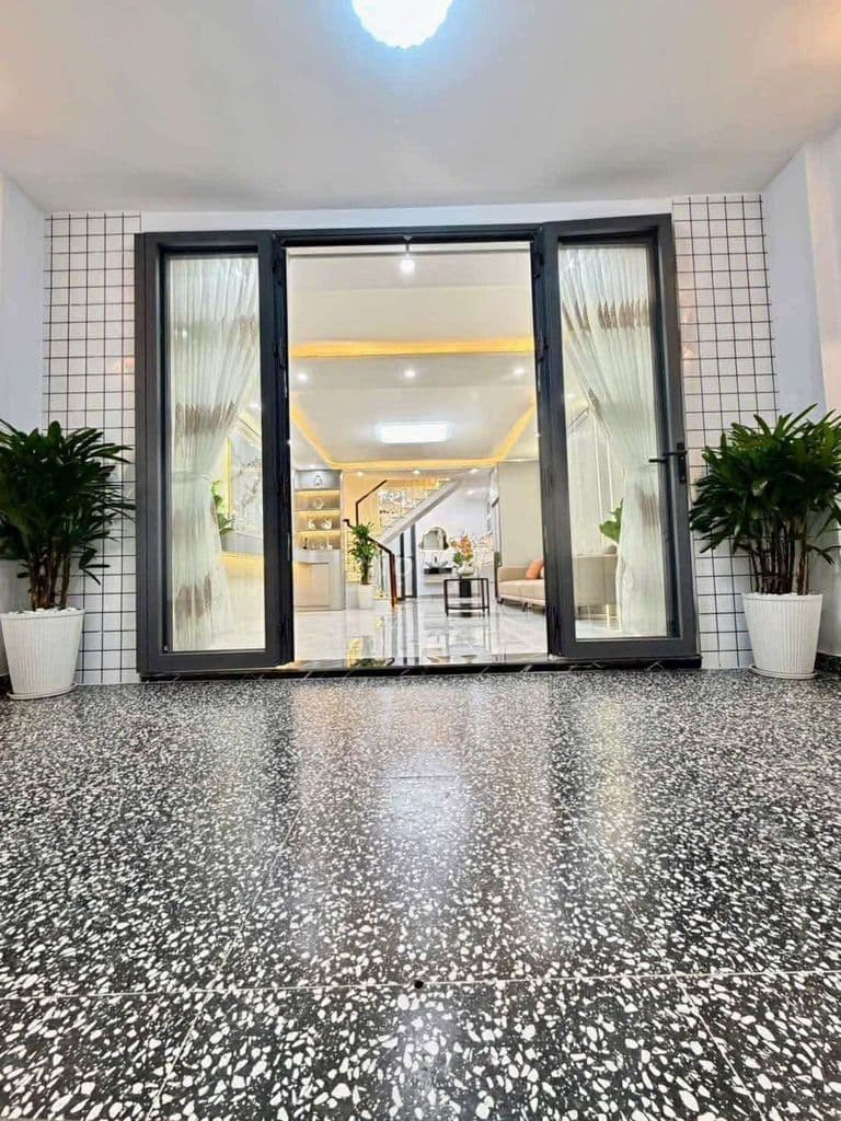 HẺM 1716 HUỲNH TẤN PHÁT NHÀ NỞ HẬU HC ĐỦ 3PN 3WC - Ảnh 2