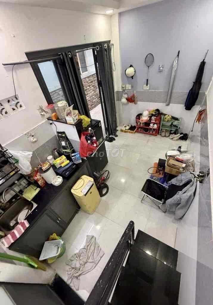 chỉ nhỉnh 2.3 tỷ Nhà mới 2 tầng Ngay Gò Dầu . cách Aeon Tân Phú 2 phut - Ảnh 3