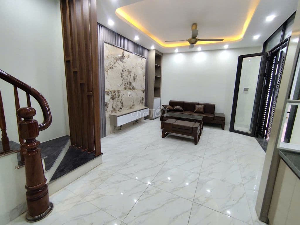 Nhà Yên Nghĩa trong đê ,tàu điện trên cao,32m5T giá 5ty98