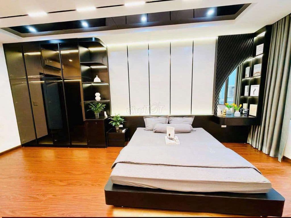 TT Cầu Giấy, 1 ngoặt ngắn ra oto đỗ, xây mới, full nội thất, ở luôn - Ảnh 2