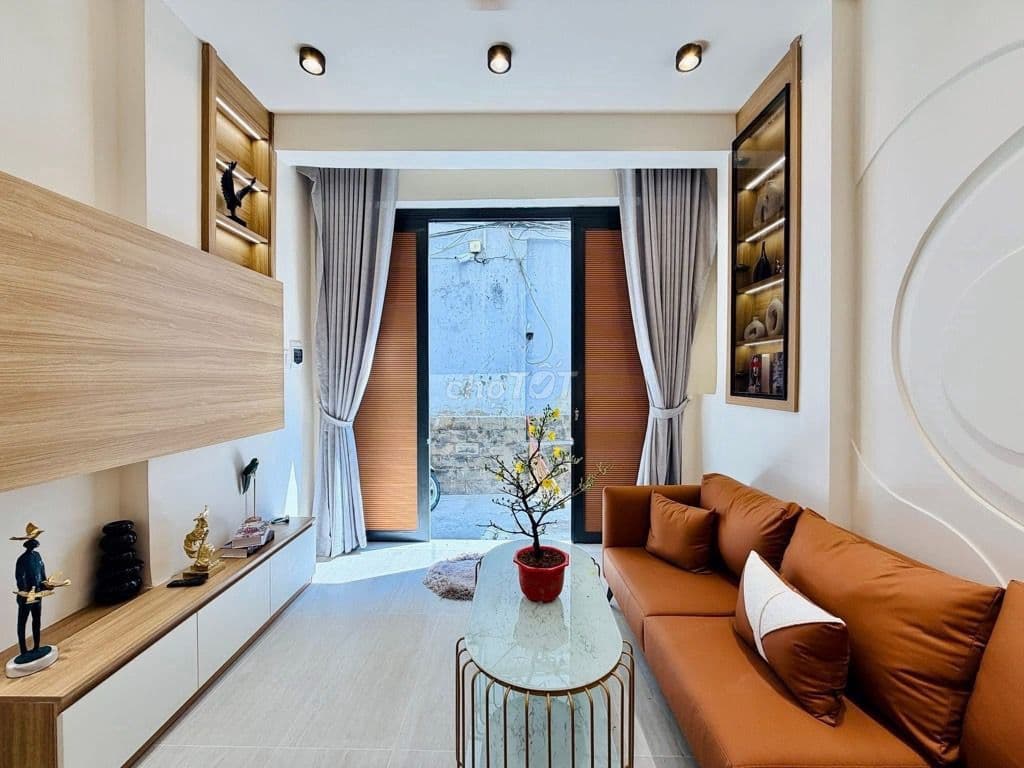 NHÀ ĐẸP MỚI PHẠM VĂN CHIÊU-TẶNG NỘI THẤT XỊN-3 TẦNG VÀI BƯỚC RA XE TẢI - Ảnh 2