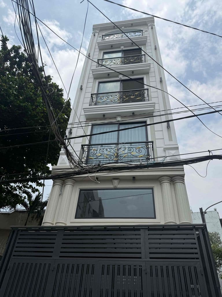 SIÊU PHẨM 6 TẦNG-THANG MÁY-NGANG HIẾM 4,5M-DTSD 200M2-XE HƠI ĐẬU CỬA-H