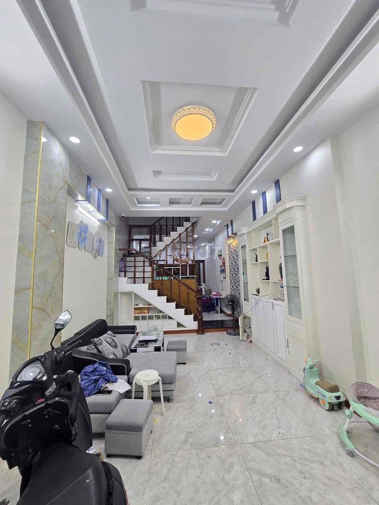 TÔI CHÍNH CHỦ CẦN BÁN CĂN NHÀ KHU PHÂN LÔ P.15 TÂN BÌNH - NHÀ BAO ĐẸP - Ảnh 2