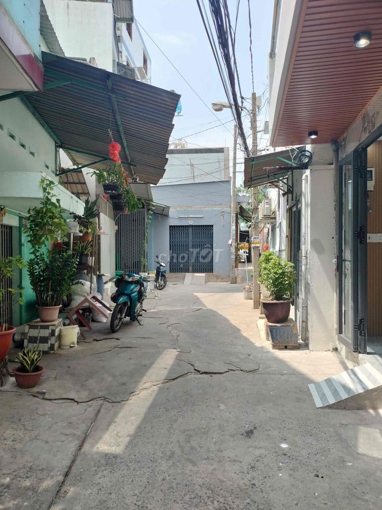 nhà bán tỉnh lộ 10, gần ngã tư Bà Hom , trường học , gần khu tên lửa - Ảnh 3