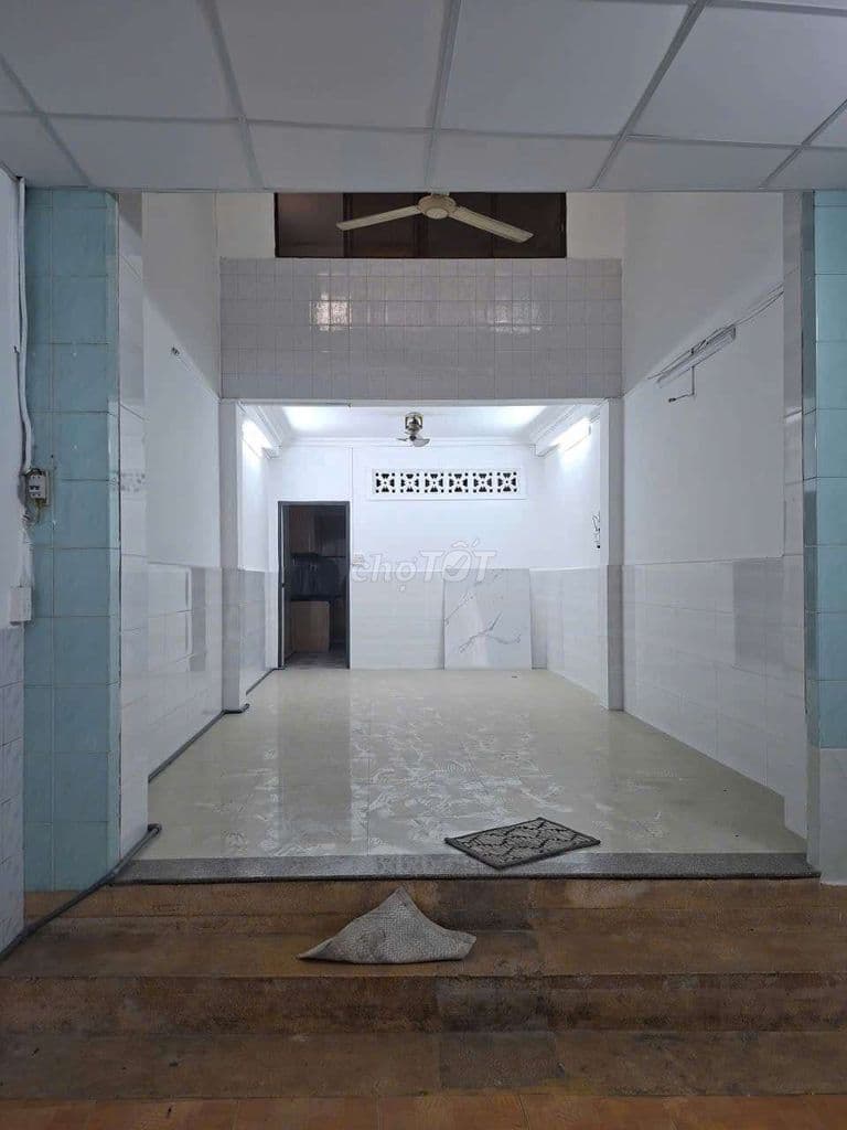 Bán Nhà Ông Ích Khiêm P14 Quận 11. 3,6mx15m 3 Lầu ST