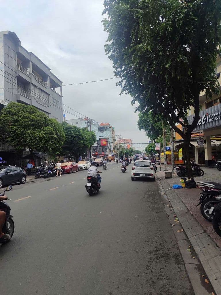 Mặt tiền 199 Bình Phú 4x20 5 tầng vị trí đẹp nhất Quận 6 - Ảnh 3