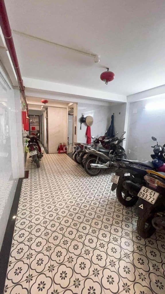 CHDV Ngay ĐH Công Nghiệp- 80m2-12PN- Doanh thu 100tr/t