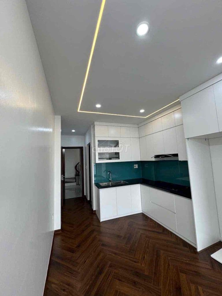 BÁN NHÀ‼️ô tô tránh 40m2 7 tầng có thang máy🥰 - Ảnh 2