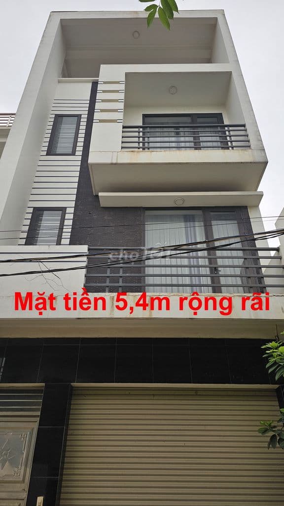 Bán gấp nhà Hoài Đức sát KĐT Hinode Royal Park