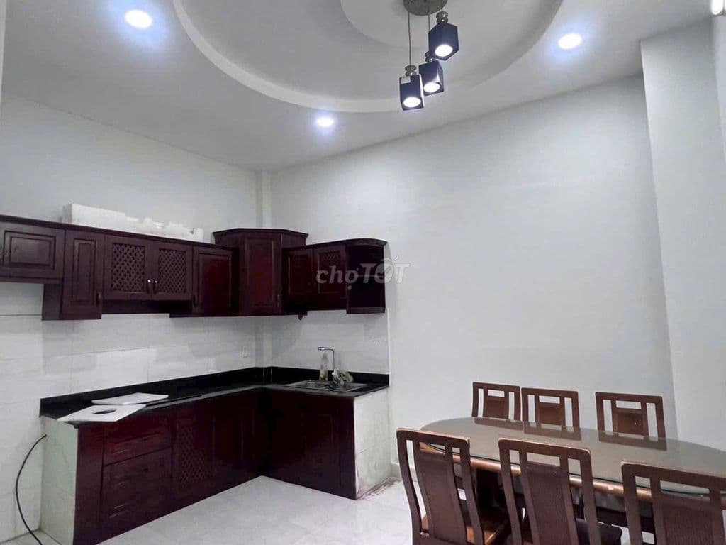 BÁN NHÀ KDBB ĐƯỜNG 8M XE QUA LẠI CHỈ 5.99 TỶ - Ảnh 2
