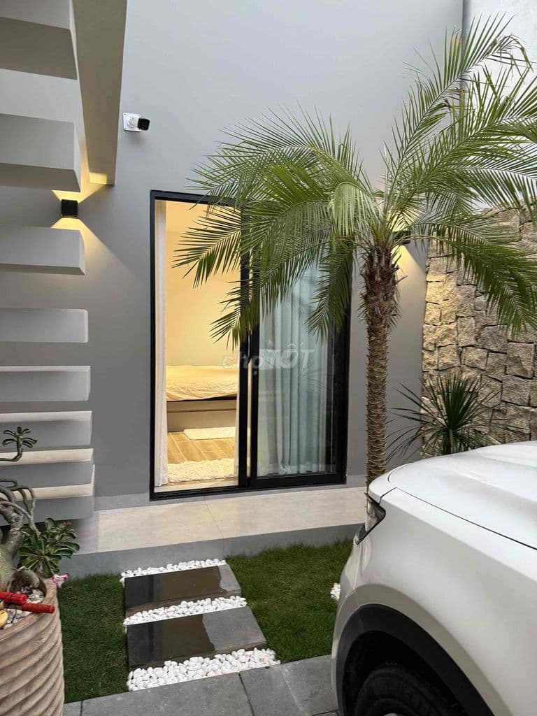 Bán nhà cấp 4 thiết kế hiện đại villa - Ảnh 2