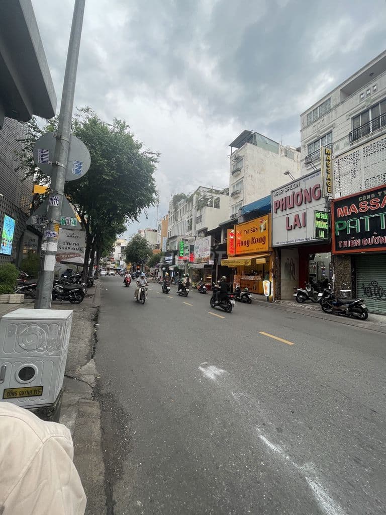 Nhà MT đường Cống Quỳnh ngay Phố Tây Bùi viên, kinh doanh sầm uất - Ảnh 2