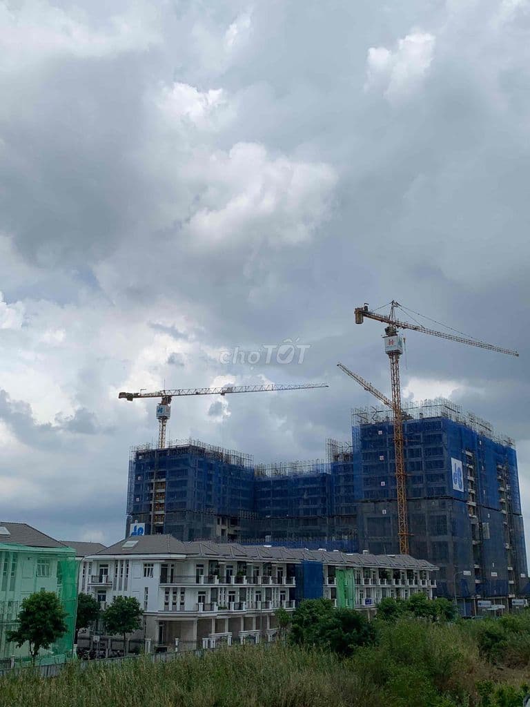 bán căn hộ ngay Phú Mỹ Hưng - 3PN - 7,5 tỷ - Metro số 4
