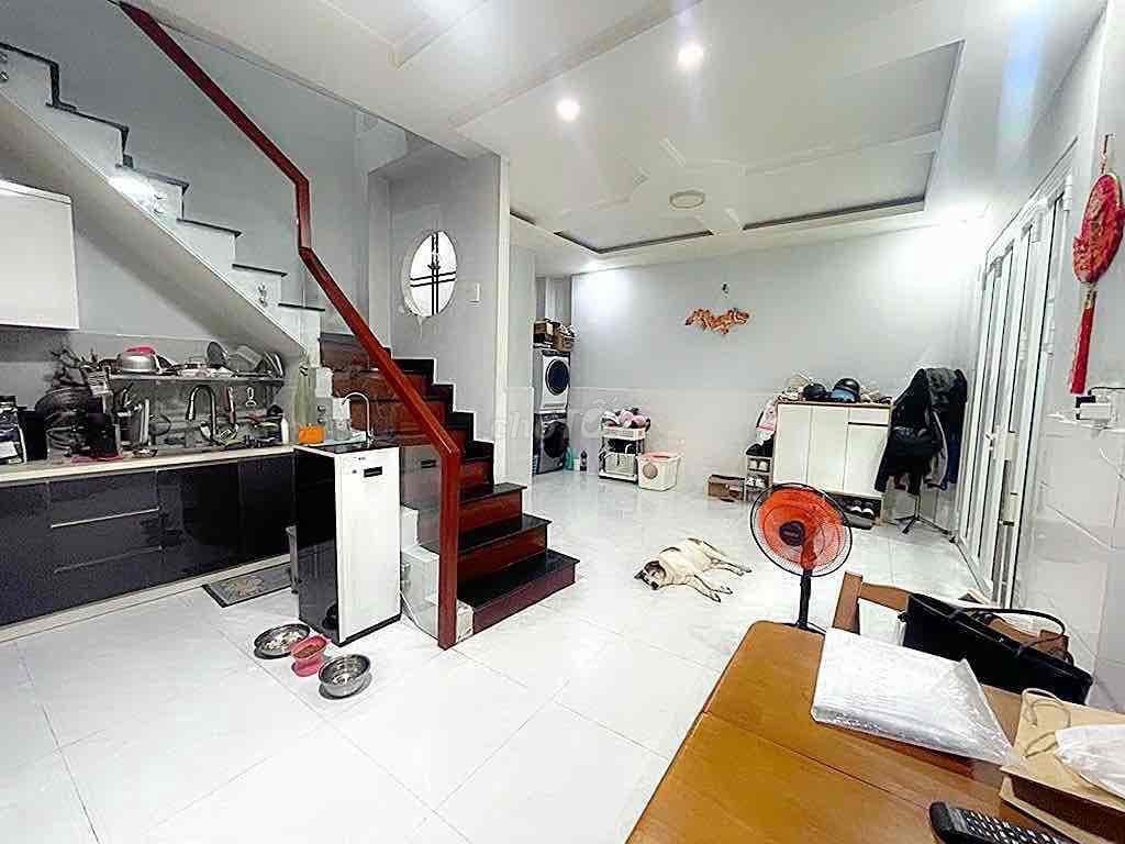 NHÀ LÝ TUỆ - TÂN PHÚ GIÁ RẺ