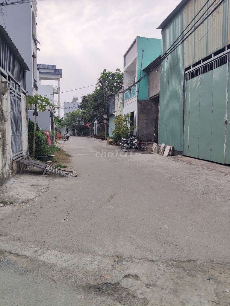 Bán đất vị trí đẹp pháp lý rõ ràng an ninh đông đúc gần chợ