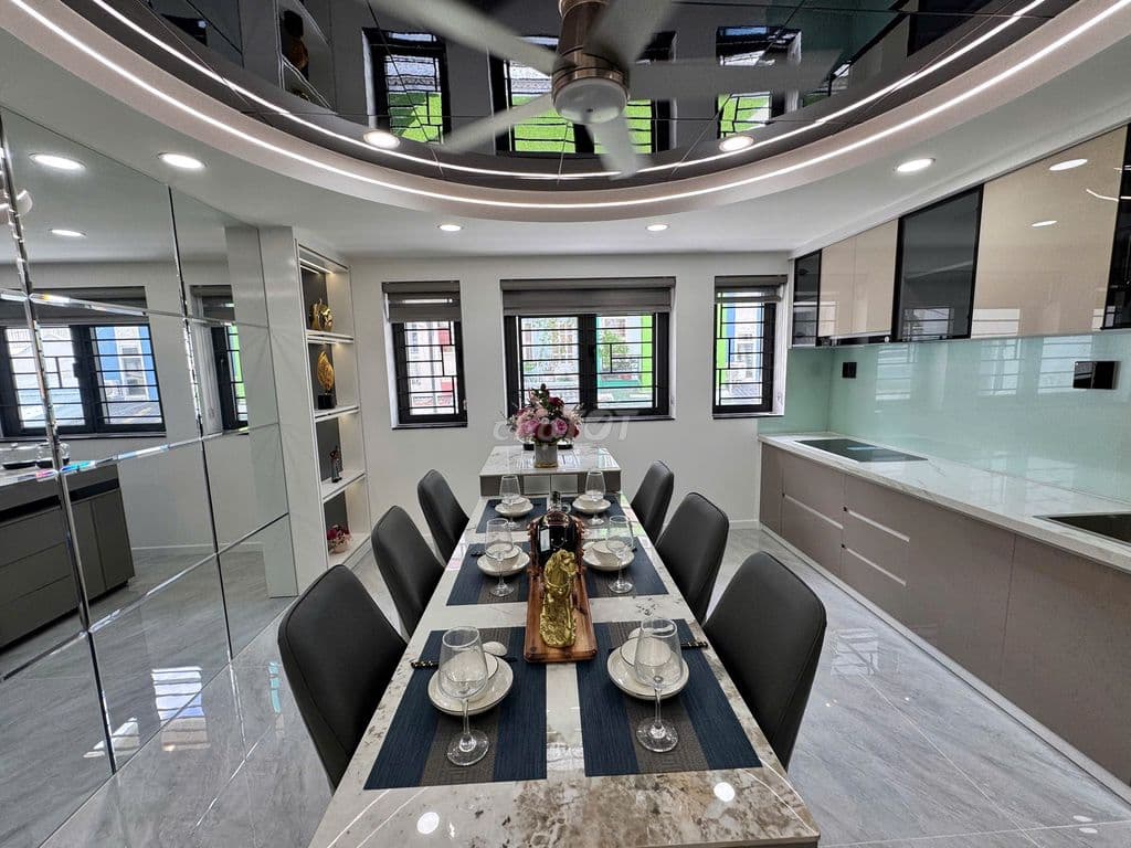 Bán nhà 4,2X16m, 4 tầng, Thang máy, Hẻm 6m Phan Huy Ích - Ảnh 2
