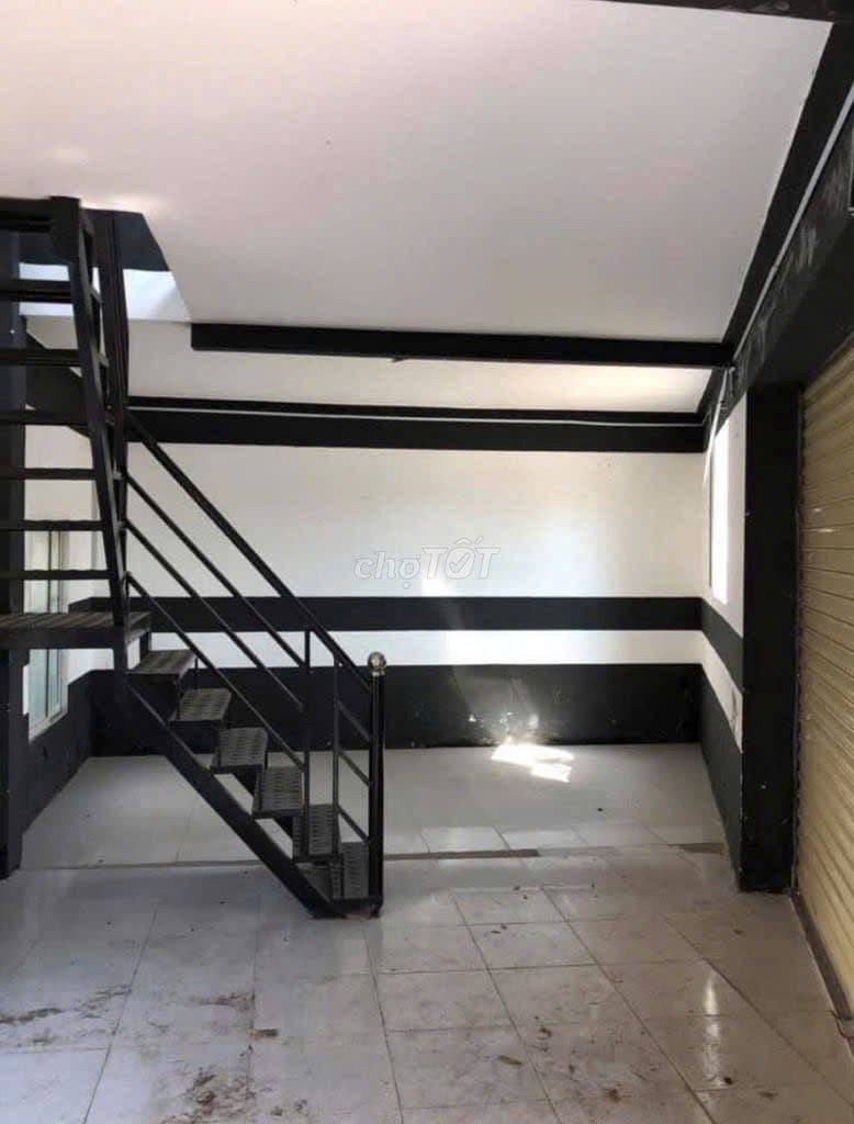 CHỈ 3.4T 🌹 MẶT TIỀN PHẠM VĂN ĐỒNG - DT 29M2 - NGANG KHỦNG 11M - 2PN - Ảnh 3