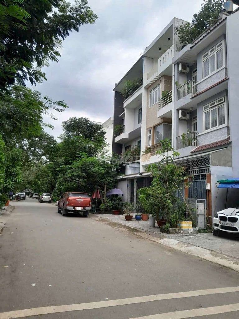 Bán nhà phố KDC Hưng Phú, Phước Long B.