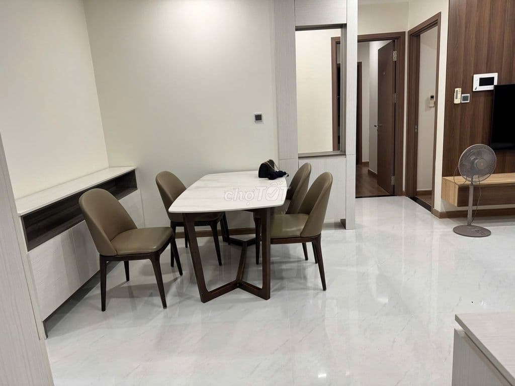 Bán căn hộ 2pn,88m2, full nội thất, tầng cao, Vinhomes Central Park - Ảnh 2