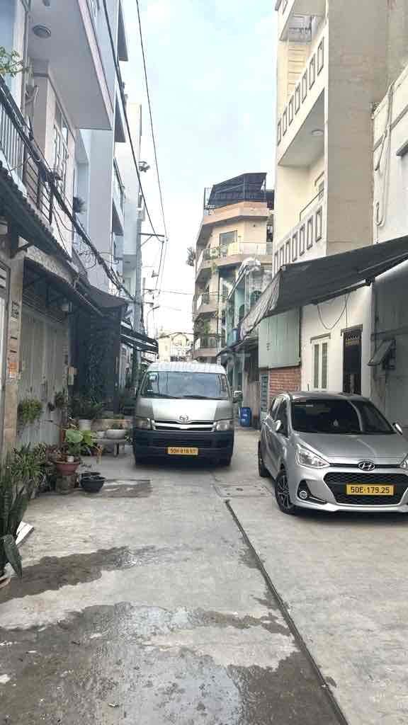 Bán nhà đường hươmg lộ 2 - 2 tầng /40m2 / hẻm xe hơi /sổ riêng 2,9 tỷ