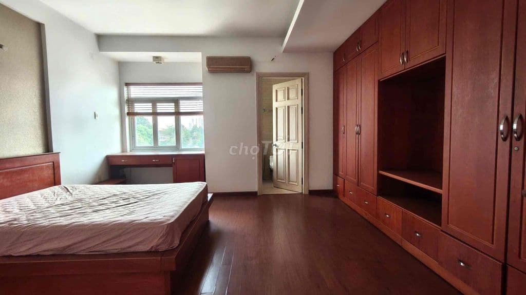 Nhà 2MT hẻm P.Nhiêu Lộc (P11, Q3 cũ) chính chủ cần bán