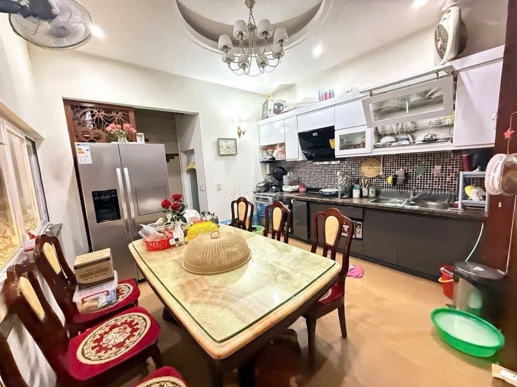bán nhà 4 tầng Hoàng Quốc Việt 23.3 tỷ - Ảnh 3