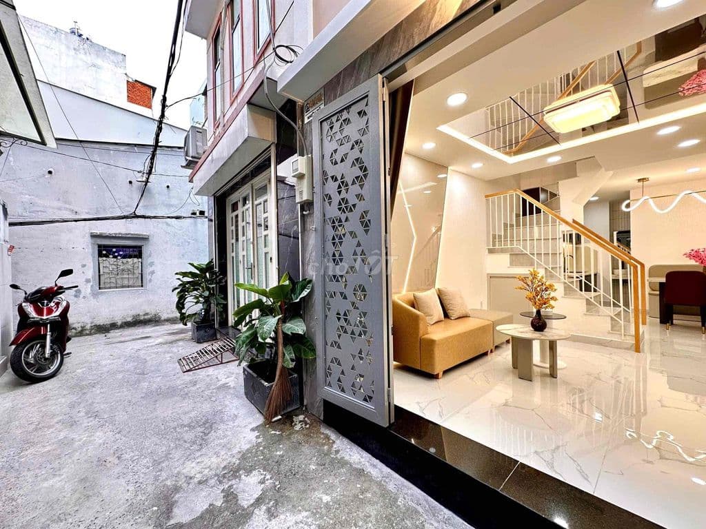 còn căn ***, 3 tầng ngay Phan Xích Long, 3,35m x 8,15m, 75m2 SD - Ảnh 2