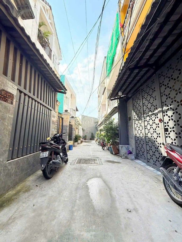 NHÀ CHÍNH CHỦ CẦN BÁN GẤP Q7 - Ảnh 2
