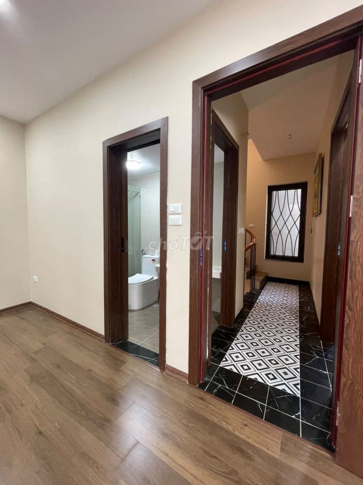 Bán nhà sát hồ Văn Quán Hà Đông gần 60m,4 tầng đủ nội thất hơn 11 tỷ - Ảnh 2