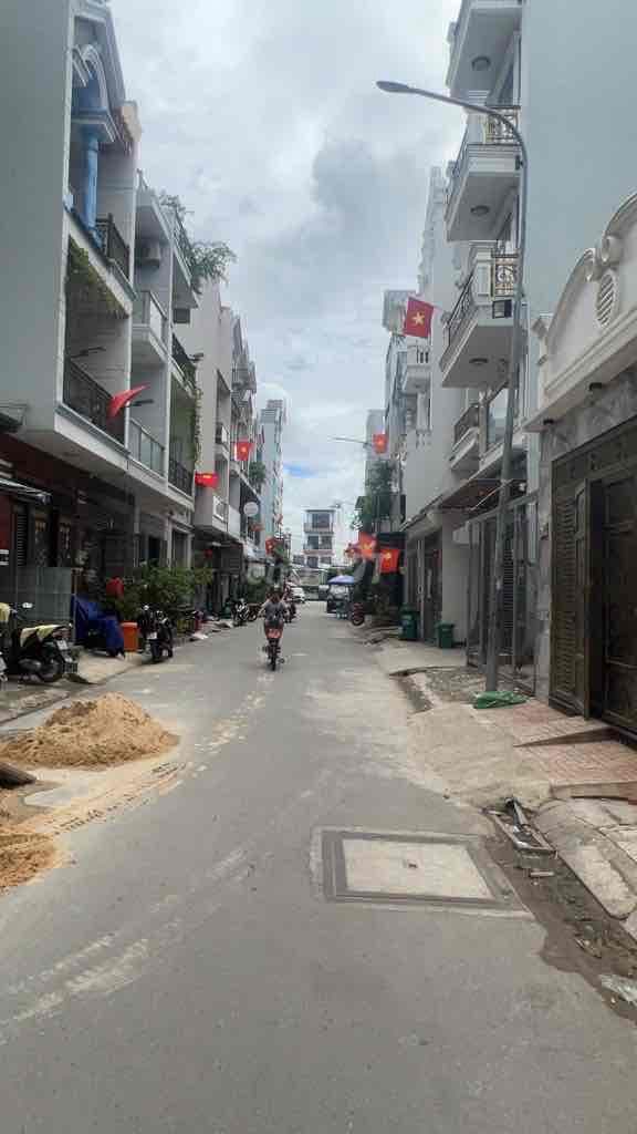 ĐẤT 110M2 - TỨ QUÝ 3 - BẾN LỘI BÌNH TÂN - PHONG THUỶ SIU ĐẸP - XÂY CAO