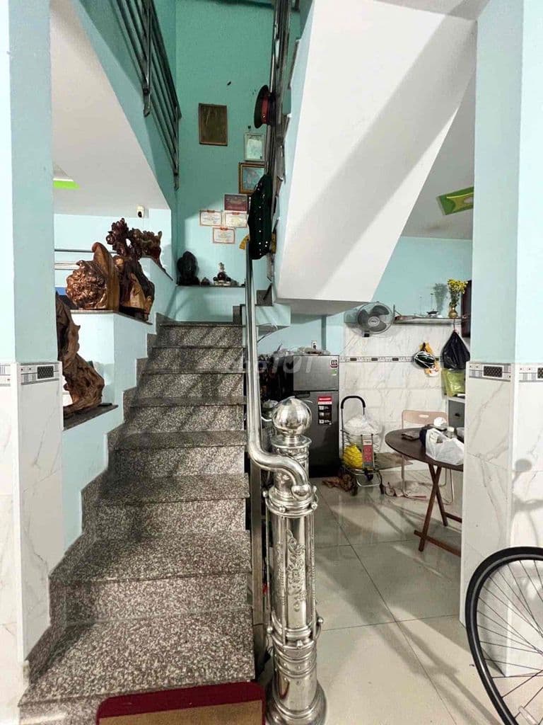 🏡 CƠ HỘI SỞ HỮU NHÀ ĐẸP – GIÁ TỐT TRONG TẦM TAY 🏡 ✨ Nhà xây kiên cố,