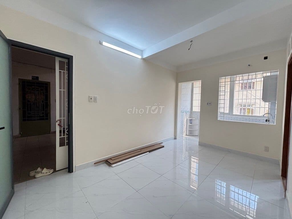 Chung cư 750 Nguyễn Kiệm - 40m2, 2 PN, chỉ hơn 3 tỉ