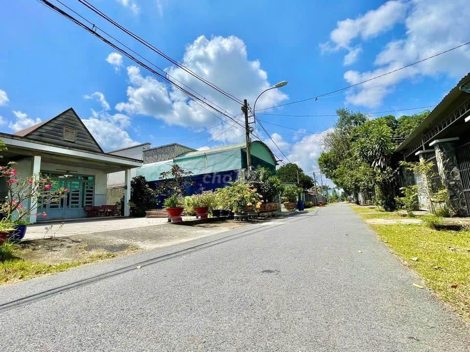 BÁN 500M2 ĐẤT MT NGUYỄN VIẾT XUÂN, THỊ TRẤN CỦ CHI GIÁ 420TR SHR - Ảnh 3