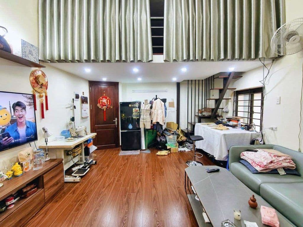 Nhỉnh 3 tỷ Tập thể Lê Quý Đôn, Hai Bà Trưng, T2 70m 2PN, sát phố SĐCC - Ảnh 2