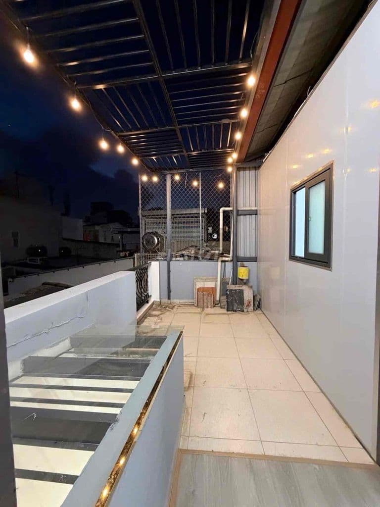 B.A'N NH.À ĐẸP NGUYỄN TRÃI Q.5 KHU KINH DOANH SẦM UẤT - 4 TẦNG MUA VỀ