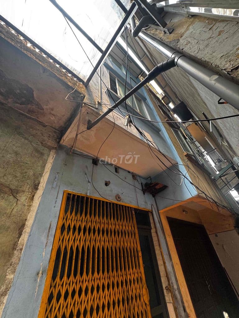 NHÀ SÁT MẶT PHỐ ĐÊ TÔ HOÀNG - VỊ TRÍ ĐẮC ĐỊA - GIÁ "MỀM" NHẤT KHU VỰC