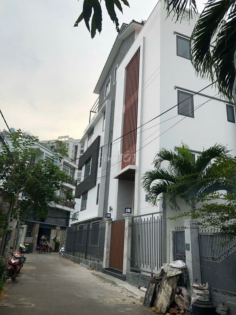 CẦN BÁN NHÀ MỚI XÂY