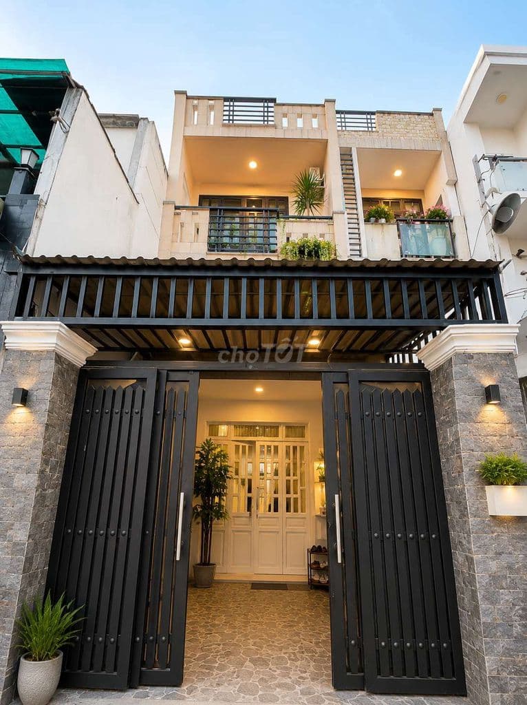 HẺM XE HƠI P14-GÒ VẤP DT 4*18 , 1TRỆT 1LẦU GIÁ CHỈ HƠN 6 TỶ