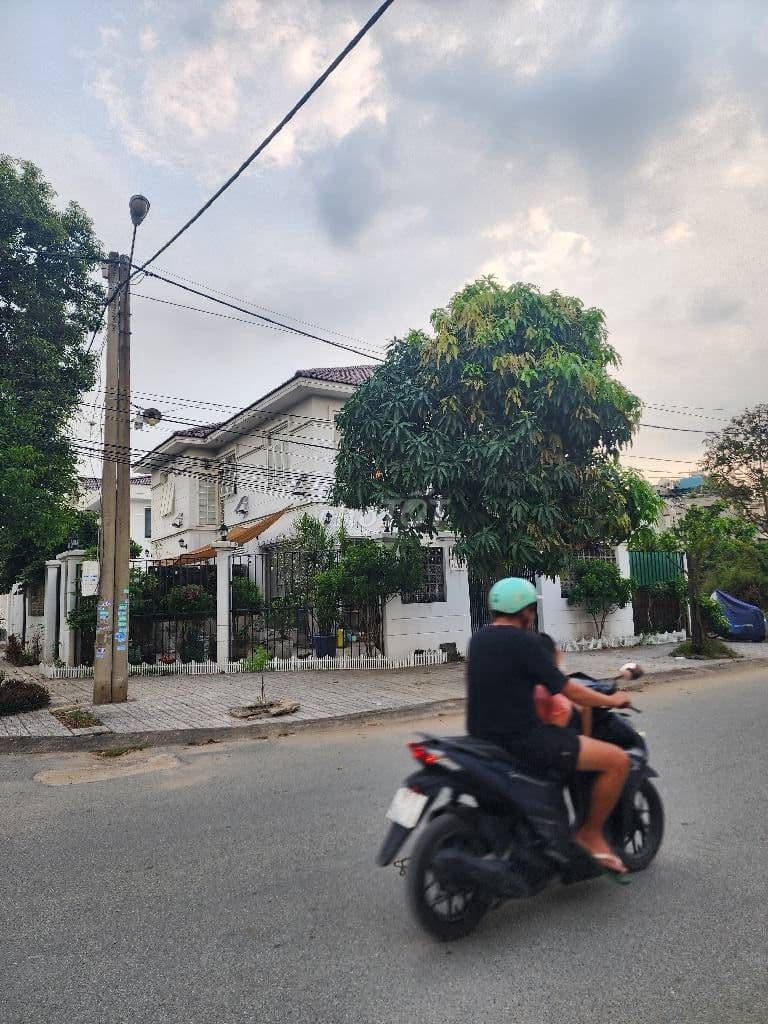 BÁN NHÀ 2 TẦNG 80M2 HẺM XE TẢI GẦN VX PHÚ HỮU QUẬN 9 6,3TY TÂY BẮC