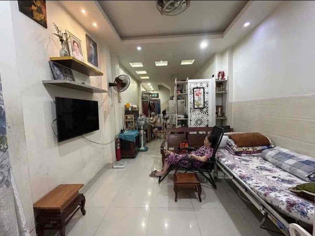NGAY VINCOM THỦ ĐỨC • 3 TẦNG MỚI • 4PN - Ảnh 2